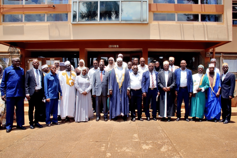 Sheikh Shaban Ramadhan Mubaje and his delegation, with the Deputy Vice Chancellor F&A Assoc. Prof. Kwetegyeka pose for a group photo with members of Top management and some staff members